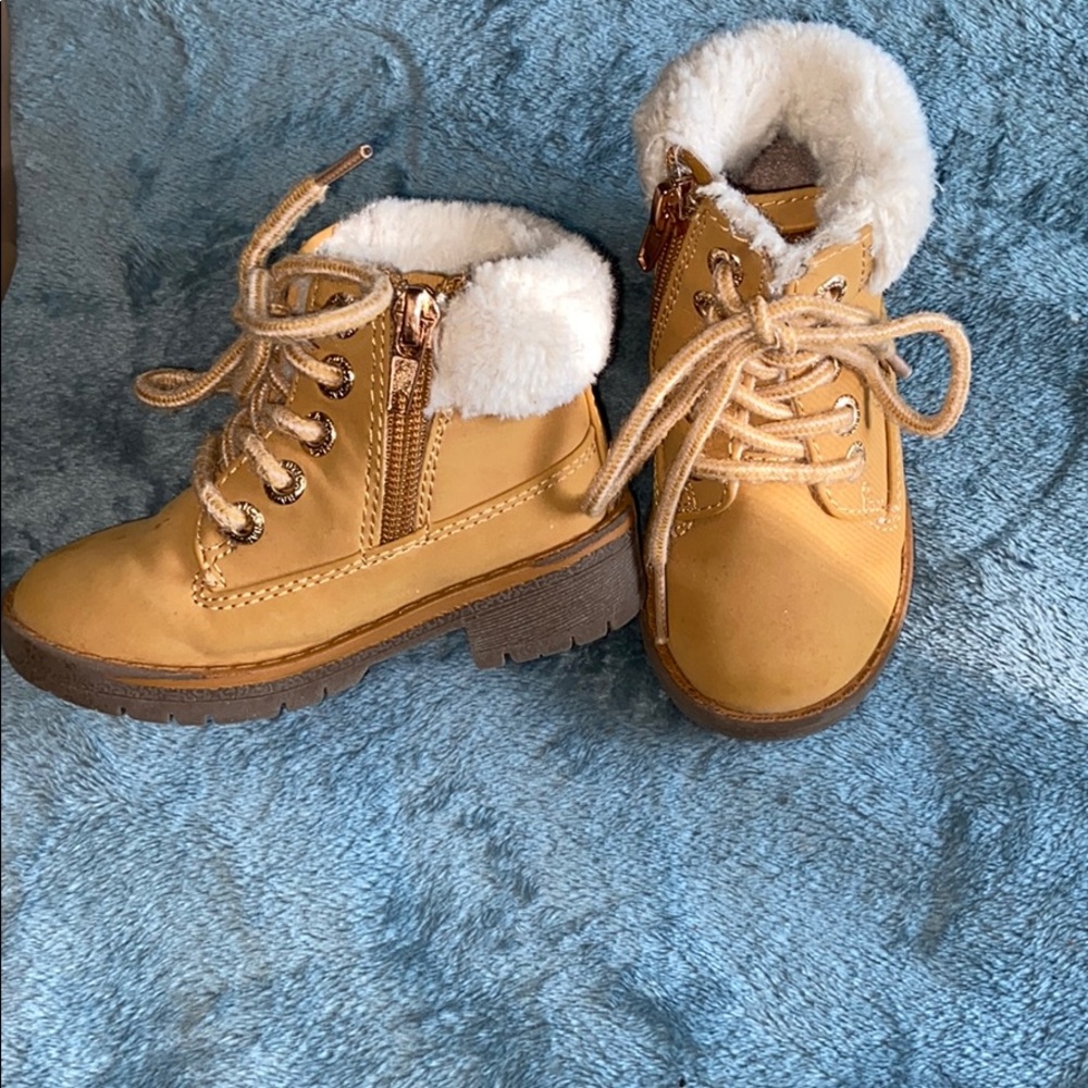 GUC toddler size 5 Nautica winter boots